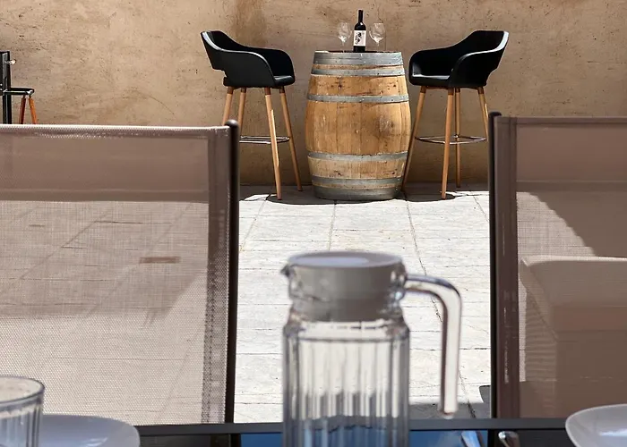 Casa La Cantina * La Horra